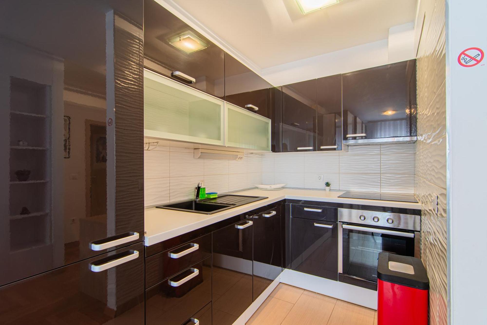 Flexible Selfcheckins 97 - Zagreb - Garden - Parking- Loggia - 2 Bedrooms Exteriör bild
